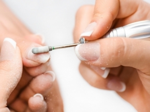 Curso de Manejo de torno y manicuria combinada